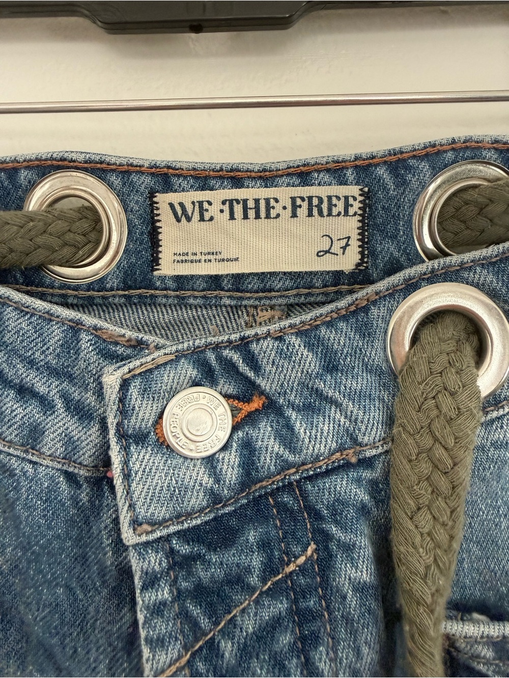 Free People Jeans Moxie Barrel Leg Distressed Green Belted in Truest Blue - Picture 9 of 10
